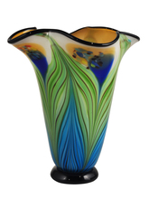  AV15415 - Kalmia Hand Blown Art Glass Vase